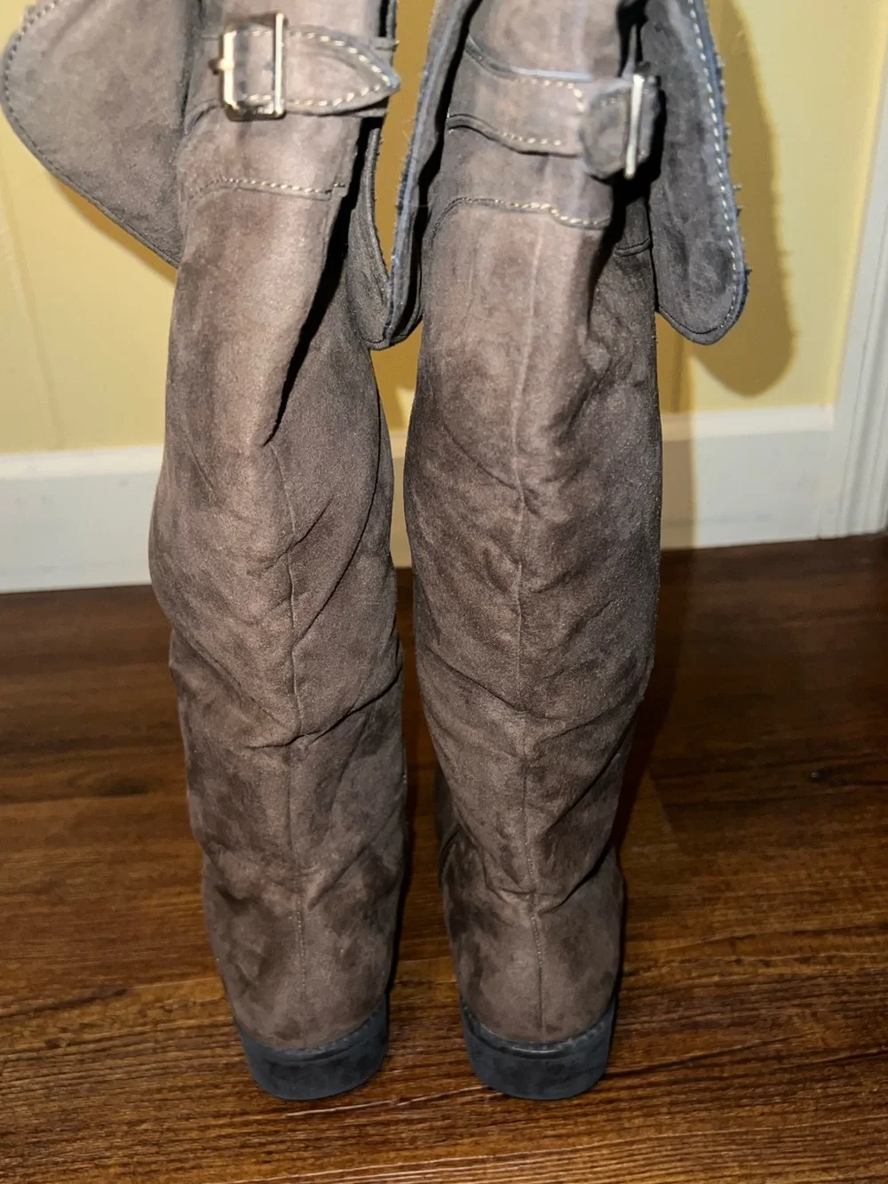 Candies Over the Knee Taupe Faux Suede Boho Y2K Boots Size 8.5